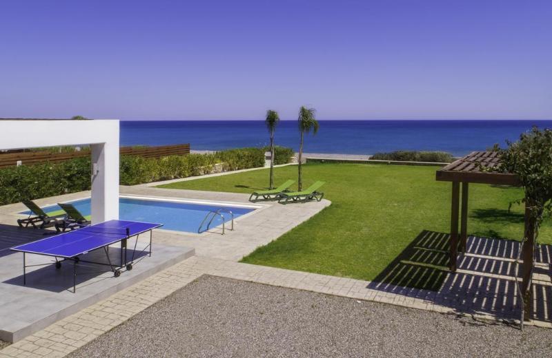 Antonoglou Beach Villas - Lahania 외부 사진